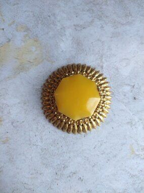 Vintage Large Sunshine Yellow & Gold Tone Brooch Pin Estate Jewelry